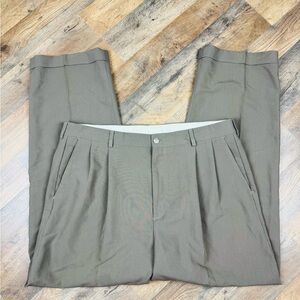 Haggar Men's Taupe Dress Pants